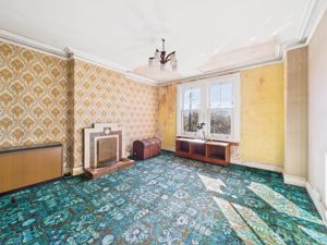 Bedroom- click for photo gallery